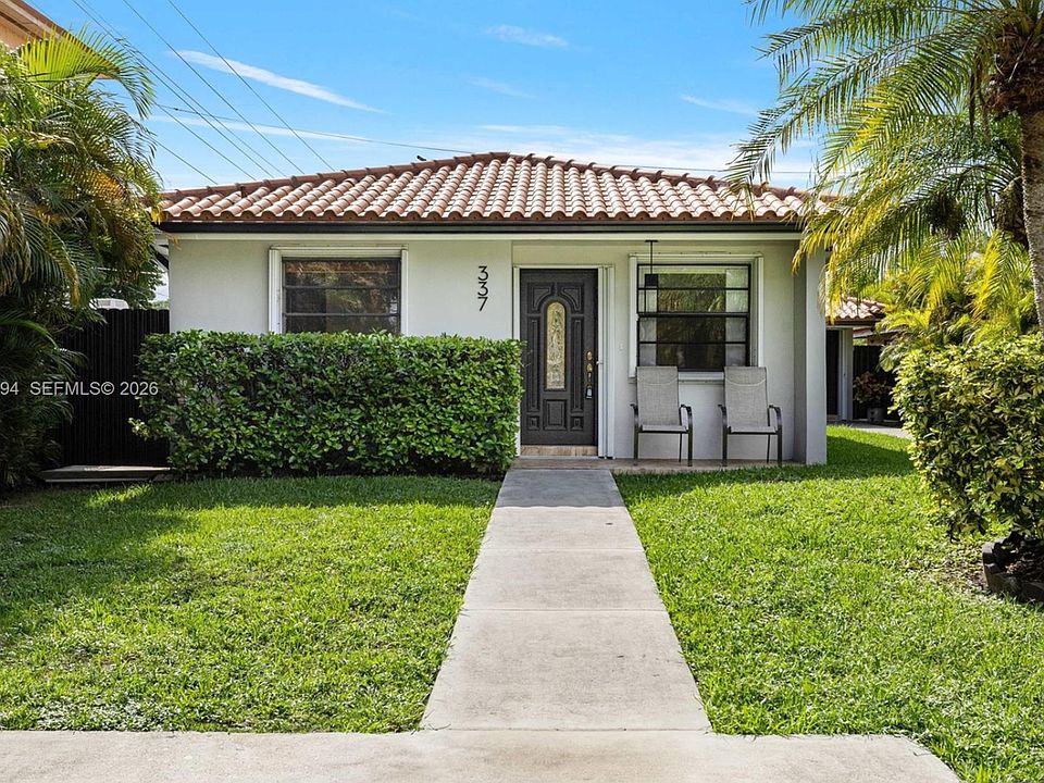 1st image of 337 Grand Canal Dr #0