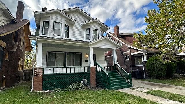 1st image of 873 Algonquin St
