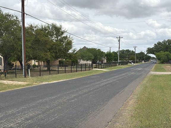 4th image of 1245 County Road 4516