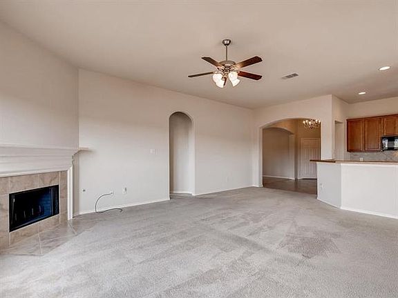 5th image of 11608 Shadow Creek Dr