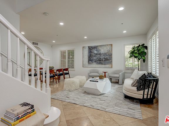 2nd image of 6020 Seabluff Dr Unit 112