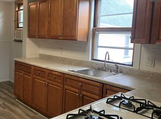 73 Morgan Pl FLOOR 2, Kearny, NJ 07032