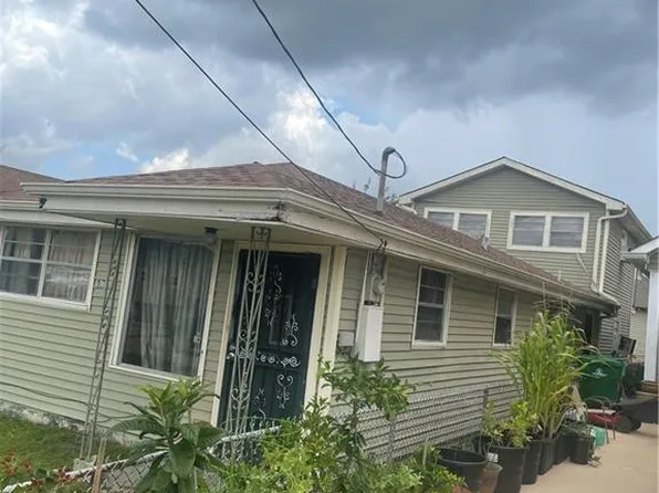 1307 Solon St, Gretna, LA 70053