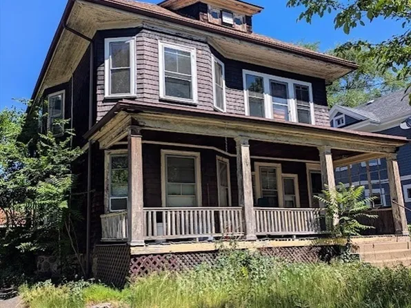 32-34 Harlow St, Arlington, MA 02474