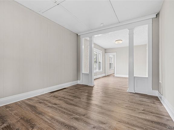 4th image of 241 Herman St
