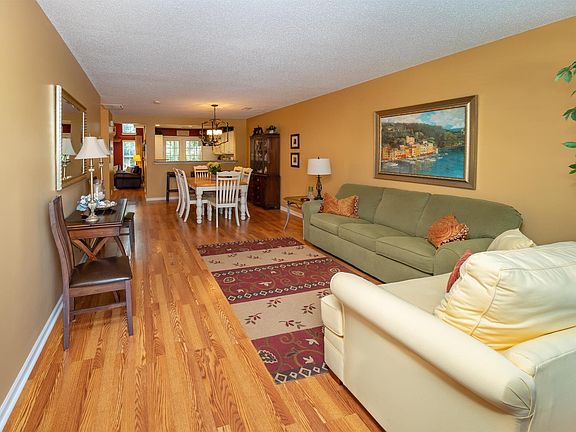 2nd image of 215 Pembroke Ln. #215