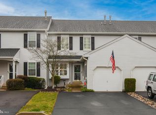 810 Putter Ct, Warrington, PA 18976