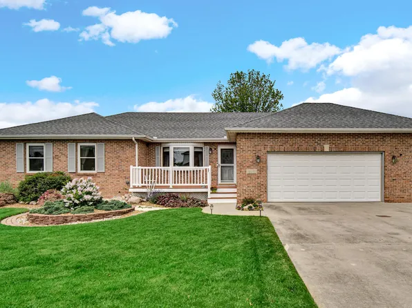 564 Fox Burrow Ct, Valparaiso, IN 46385