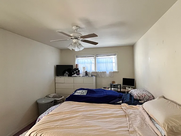 8903 Lamon Ave #2B — Photo 4