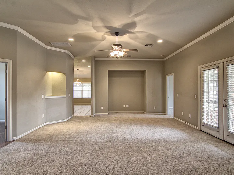 15705 Himalaya Rdg — Photo 9