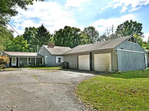 927 Howland Wilson Rd SE, Warren, OH 44484