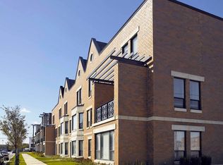 636 E 38th Pl UNIT 201, Chicago, IL 60653