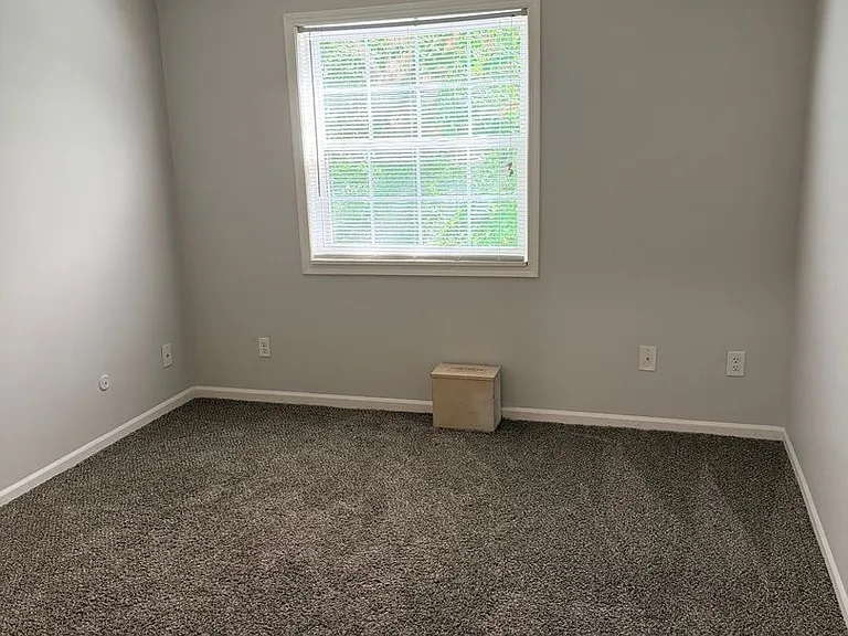 Foxfire West Apartments — Photo 41