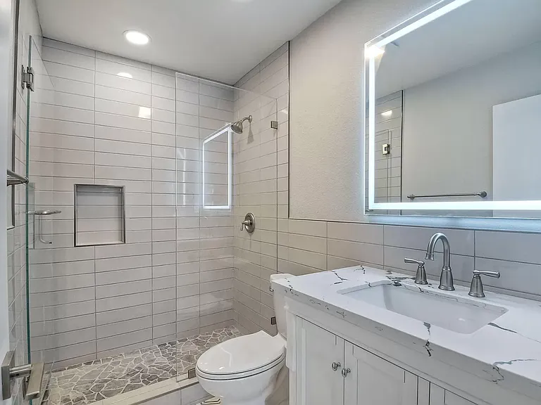 5430 Lauretta St — Photo 12
