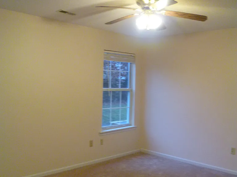 3530 Churchill Dr — Photo 8