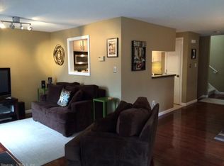 13 W Meadow Ln, Middletown, CT 06457