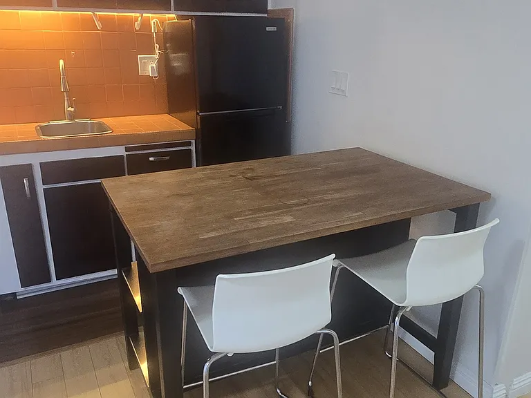 Kitchen/dinning area