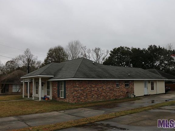 3rd image of 3648 N Cedar St