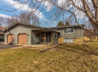 1708 Calla Ct, Mankato, MN 56003