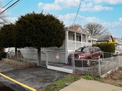 1981 Cornell Avenue, Bronx, NY, 10473