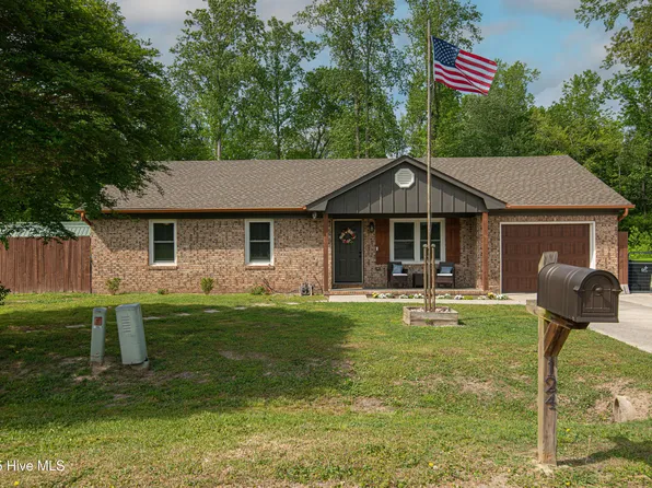 124 Meadow Trail, Jacksonville, NC 28546