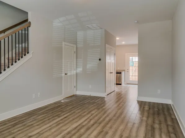 2544 Hanford Ave #205, Old Hickory, TN 37138