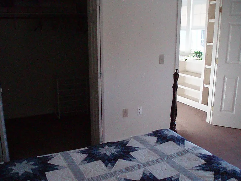 39 Amity Pl — Photo 8