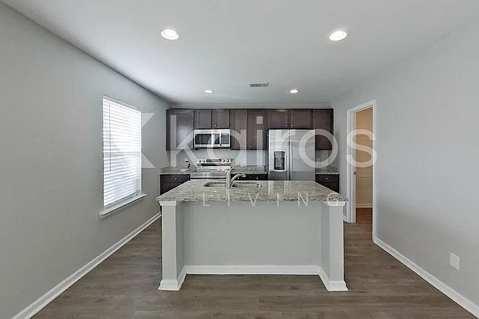 101 Saint Matthew Way — Photo 6