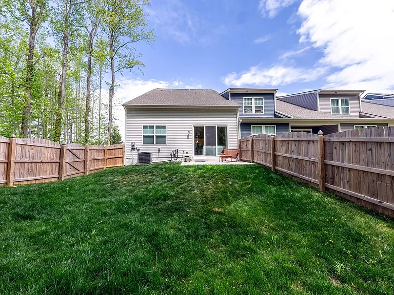 5273 Twilight Ct — Photo 14