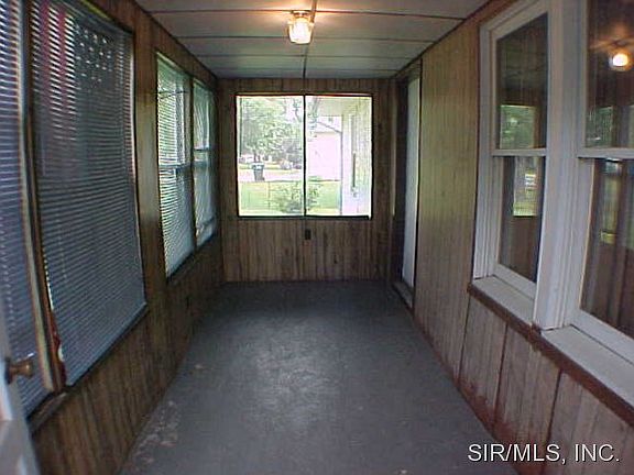 2nd image of 141 Troeckler Ln