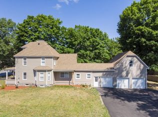 1459 Varnum Ave, Lowell, MA 01854