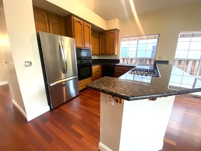 3475 Park Pl — Photo 4