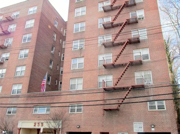 255 Bronx River Road #3K, Yonkers, NY 10704