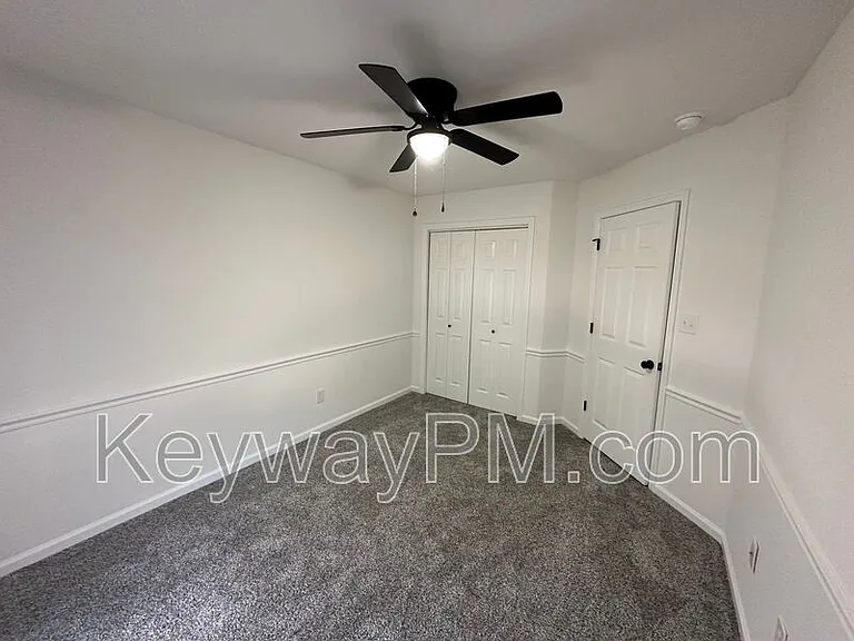 4687 Perry Mill Cir — Photo 12