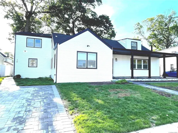 74 Camdike Street, Valley Stream, NY 11580