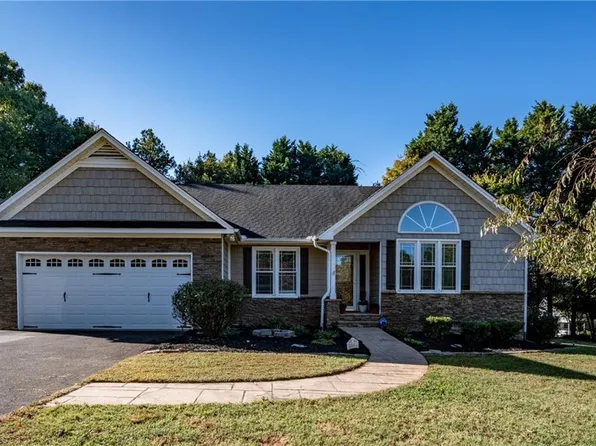 5056 Dalton Manor Ct, Winston Salem, NC 27104