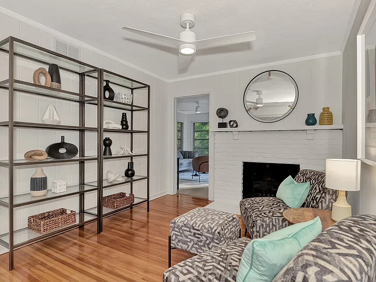 1726 Floyd St — Photo 15