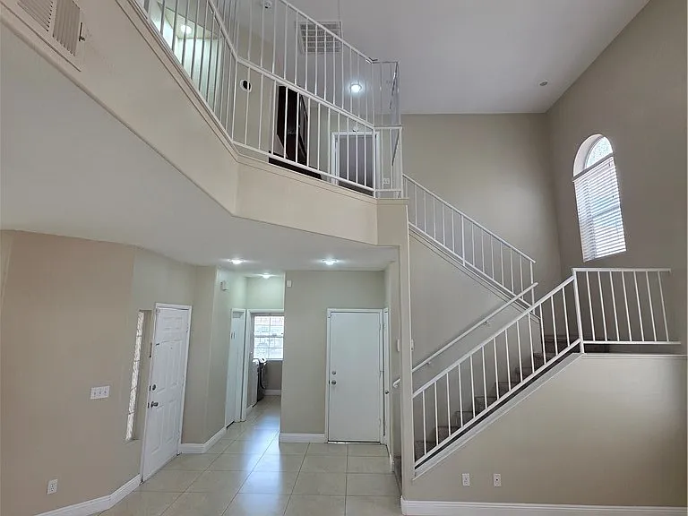 2524 Silver Shadow Dr — Photo 15