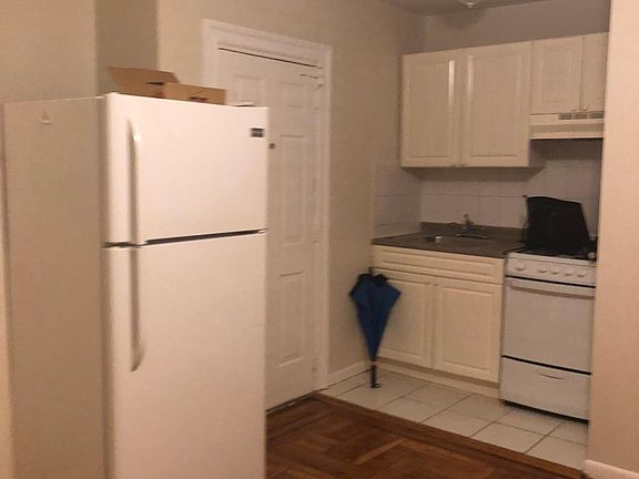 5th image of 1409 Palisade Ave #1A