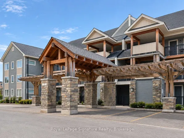 4 Anchorage Cres #101, Collingwood, ON L9Y 0Y6