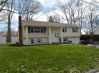 49 Mark Allen Dr, Warwick, RI 02886