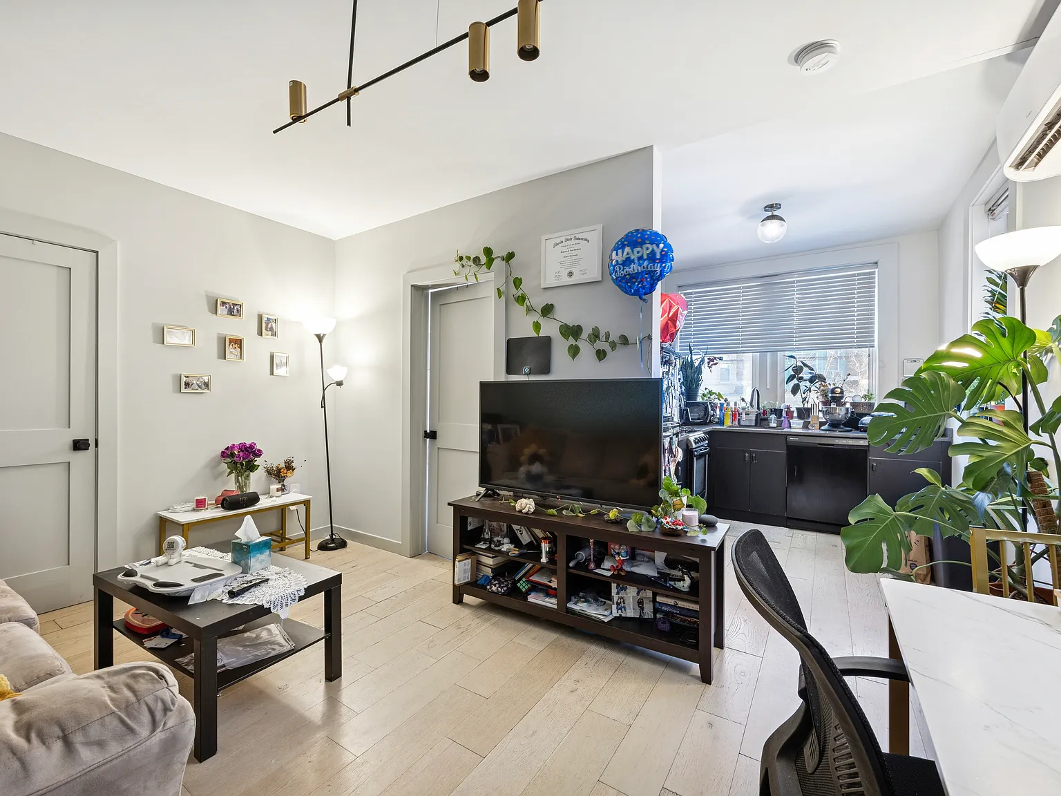 1 bed, 600 sqft, $1,275 — Photo 2