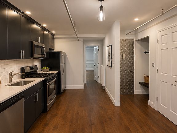 3rd image of 277 W 132nd St Unit G