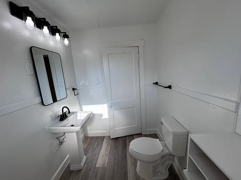 208 Greene St — Photo 20