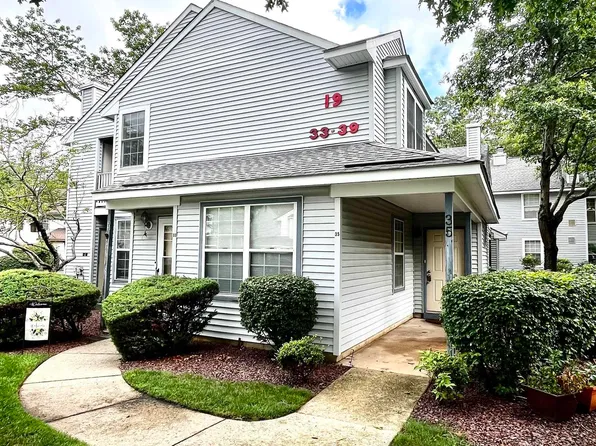35 Waterview Dr, Absecon, NJ 08205