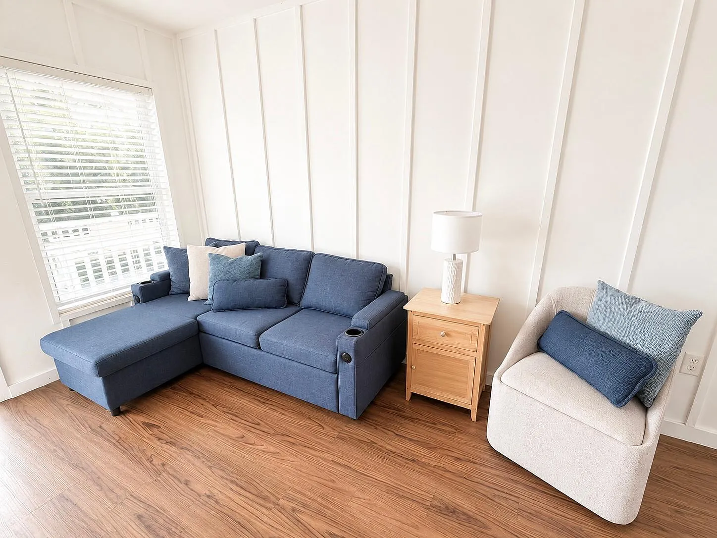 2 bed, 700 sqft, $2,250 — Photo 4