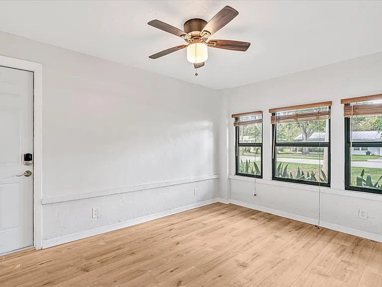 1540 Alhambra Dr #A — Photo 14
