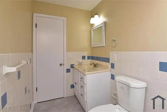 10204 S Highland Ave #UP — Photo 8