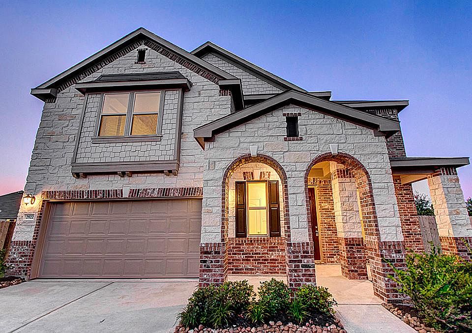 1st image of 2922 Acorn Oaks Dr