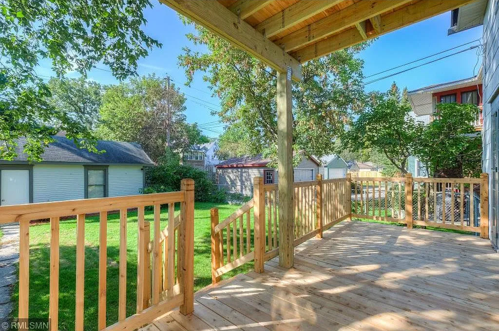 6 bed, $3,200 — Photo 2